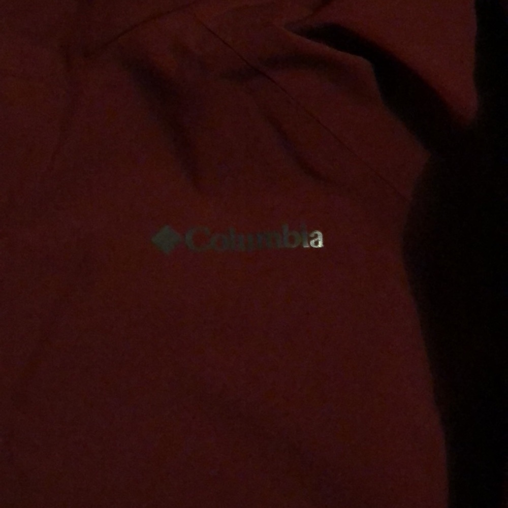 Brand new COLUMBIA OMNI-TECH RAIN JACKET - X-Large in red and burgundy - Picture 3 of 11